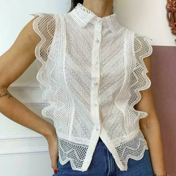 Blusa Lasie Guipir Botões Pérola