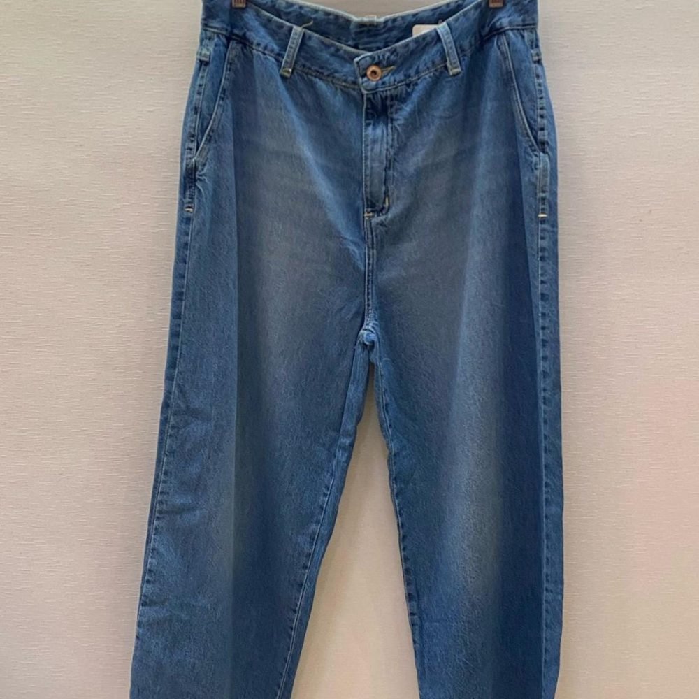 15219170242_Calca20Jeans20Pantacourt.jpg